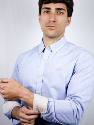 Camisa Celeste Estructura