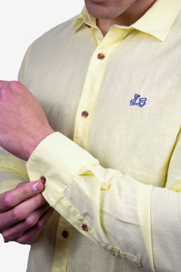 Camisa de lino básica cuello italiano [+8 colores] - Imagen 10